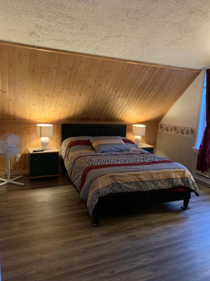 Auberge Chez Caro Sacre-Coeur Bagian luar foto