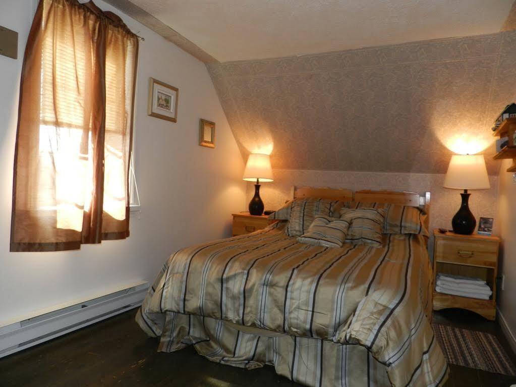 Auberge Chez Caro Sacre-Coeur Bagian luar foto
